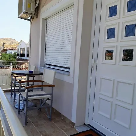 Helen'S Studio Myrina Exterior photo